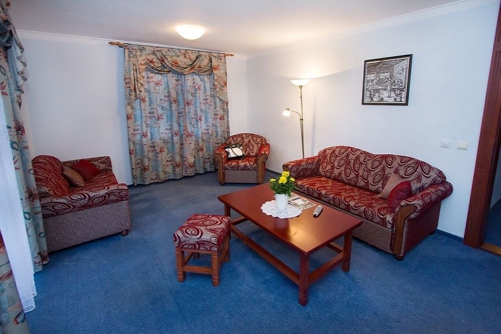 Hotel Golfer Kremnica Extérieur photo