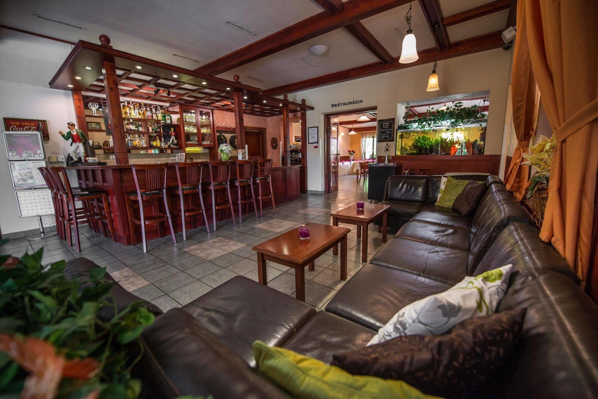 Hotel Golfer Kremnica Extérieur photo