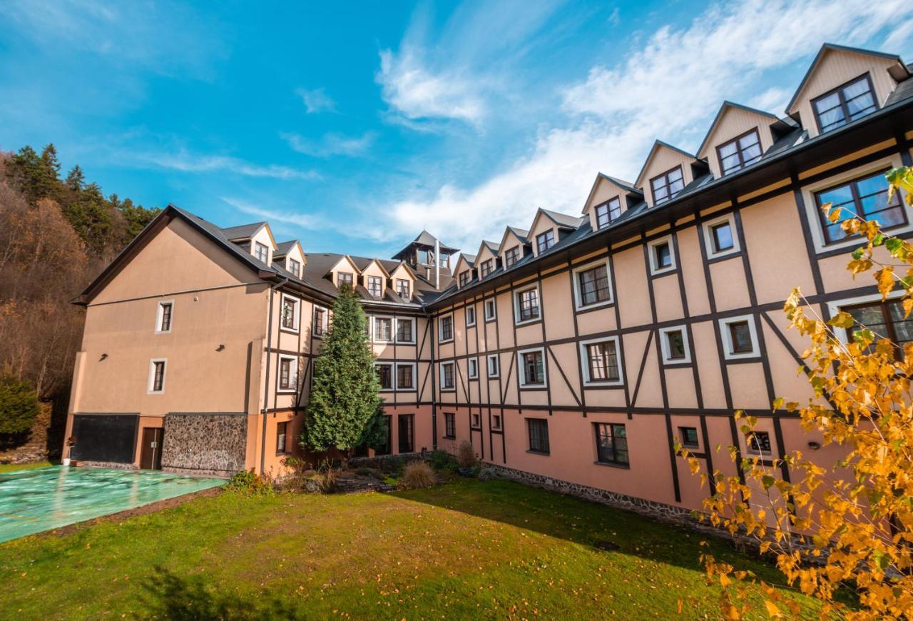 Hotel Golfer Kremnica Extérieur photo